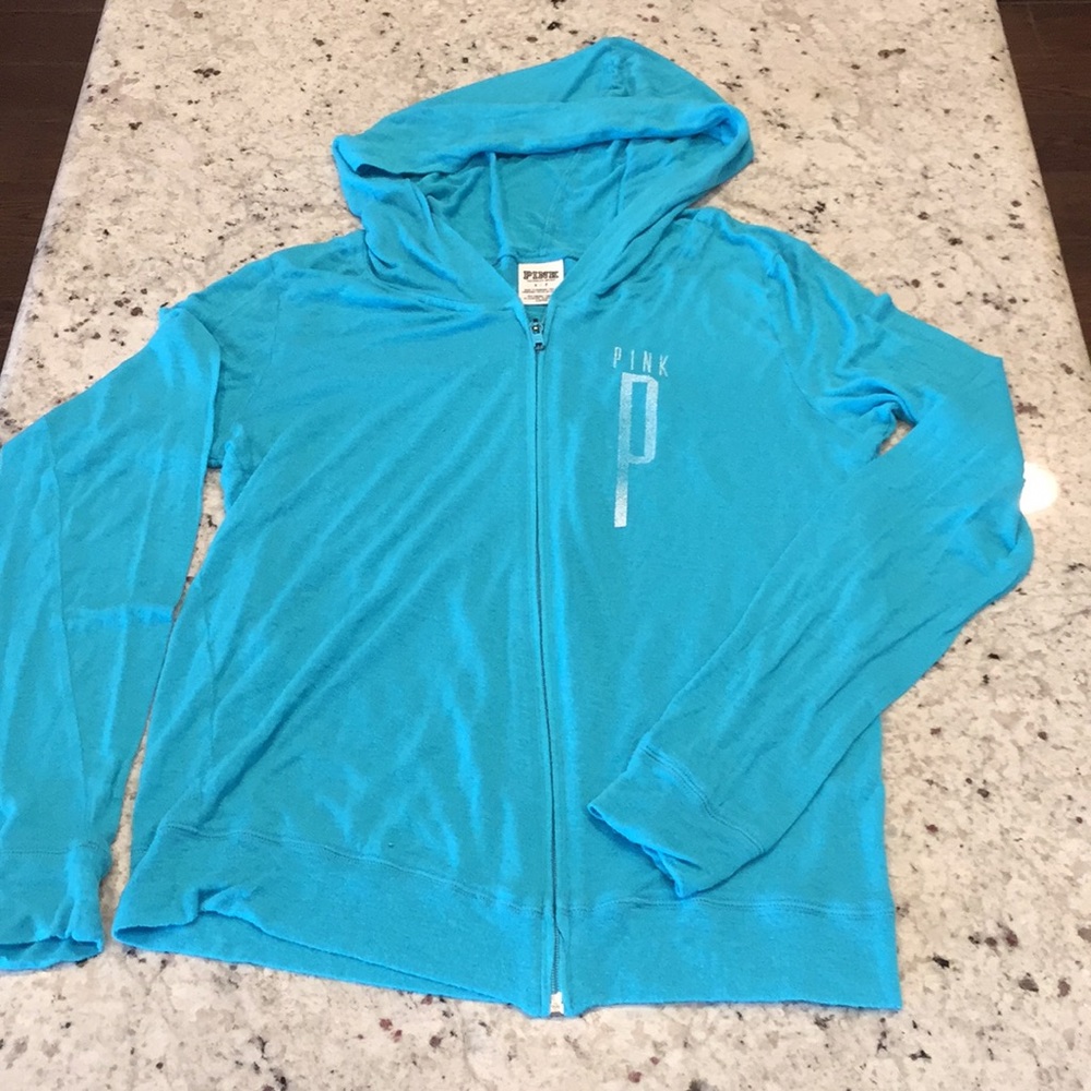 🧜🏻‍♀️Victorias Secret Pink lightweight hoodie